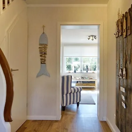Buhne 11 Holiday home Busum